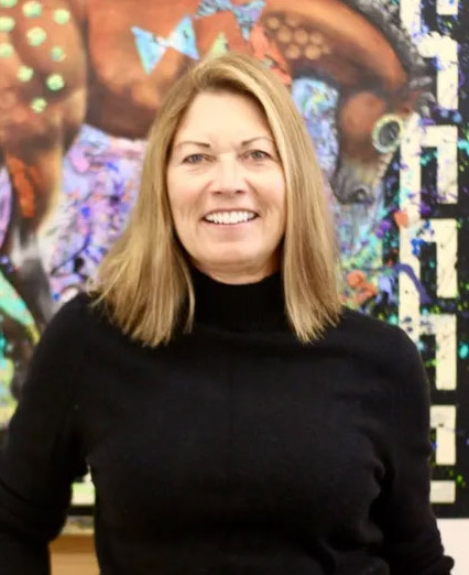 Liz Chappie-Zoller | Art Legends Inc.